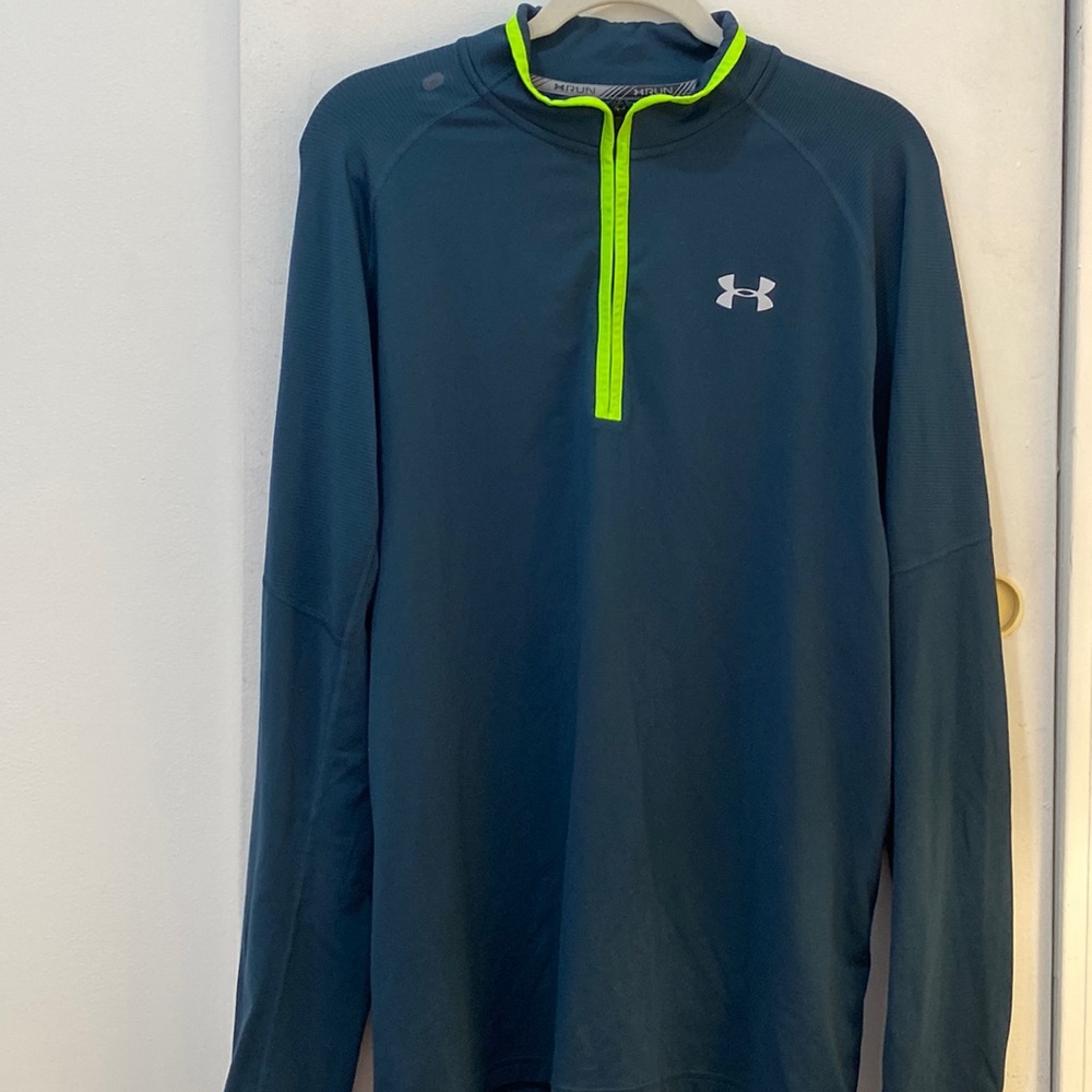 Men’s Under Armour teal running layer